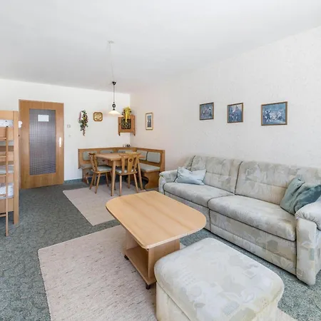 Apartment Haus Kreidl - Top 7 Konigsleiten